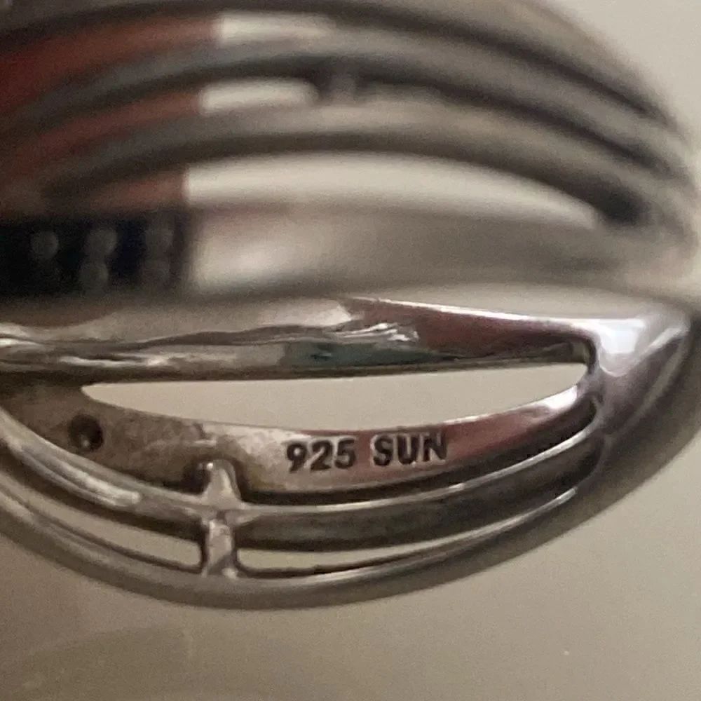 Sterling  silver ring - Picture 4 of 5